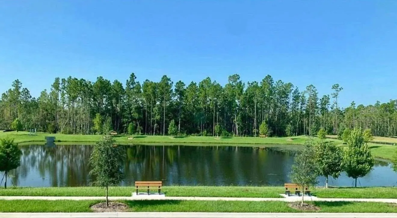 3 bed, 2.5 bath, 1578 sqft, $900 — Photo 3