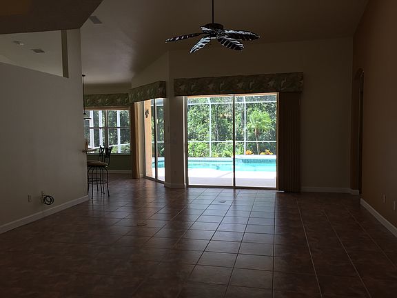 4th image of 808 Whispering Wind Ct