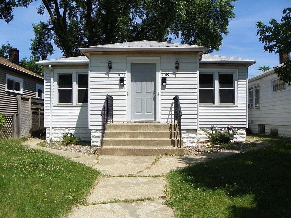 1st image of 1021 Central Ave W