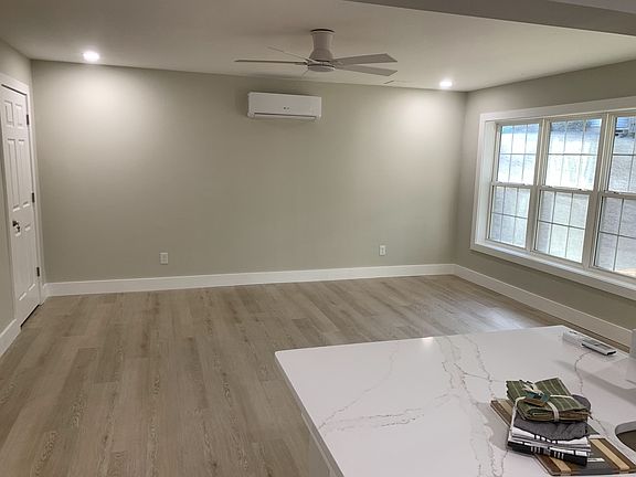 3rd image of 3585 Deep Cove Dr #Basement
