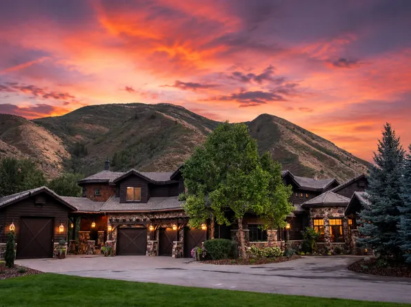 887 S Hobble Creek Rd, Springville, UT 84663