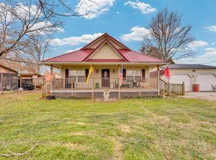 590 Franks Ferry Rd, Sparta, TN 38583