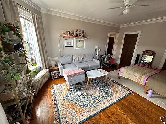 2nd image of 1154 W Lunt Ave APT 314