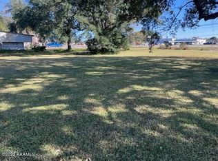 102 W Teljean Rd, Lafayette, LA 70506