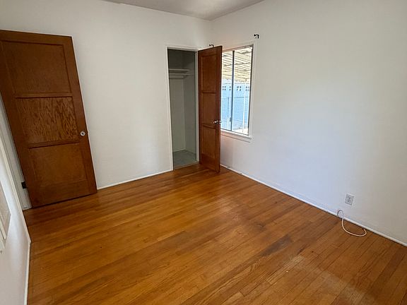 5th image of 6447 Bellaire Ave
