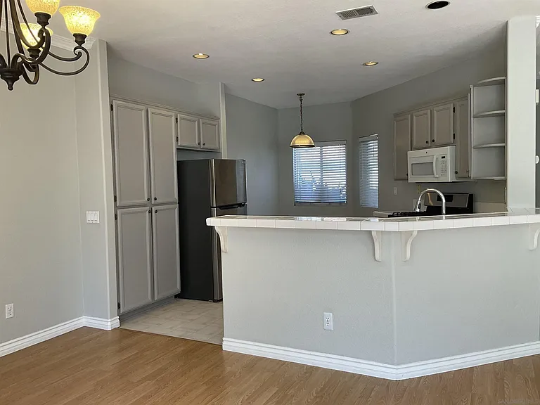 16134 Avenida Venusto #2 — Photo 7