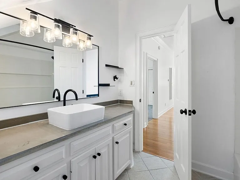 669 Palisades Dr — Photo 25