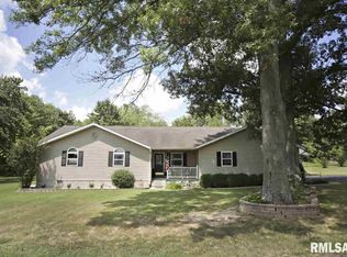 2006 Calico Rd, Marion, IL 62959