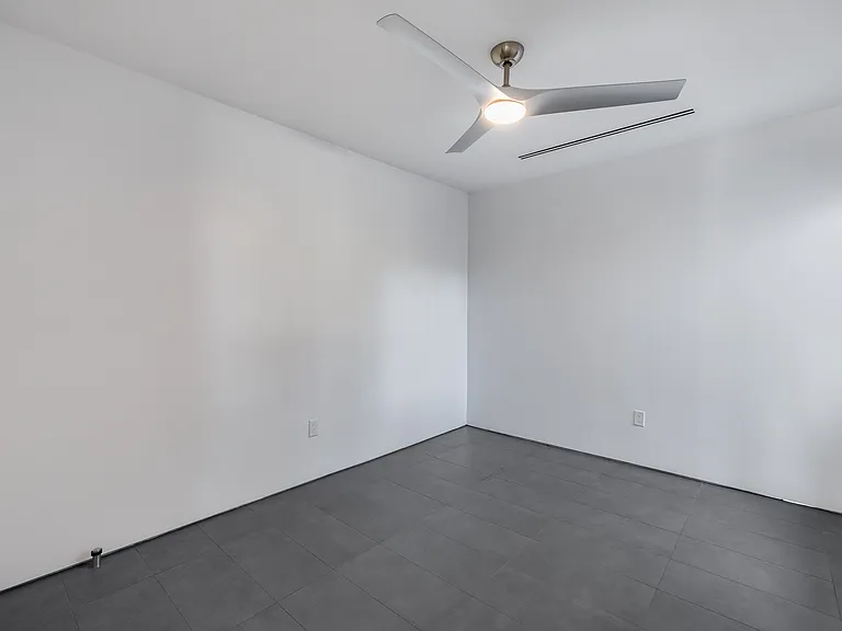 3337 E Cambridge Ave — Photo 38