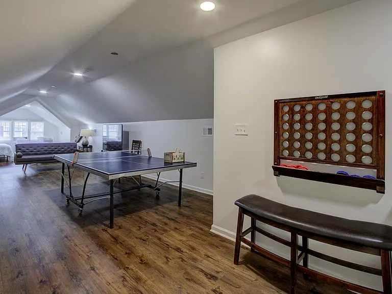 1855 Oliver Ave — Photo 17