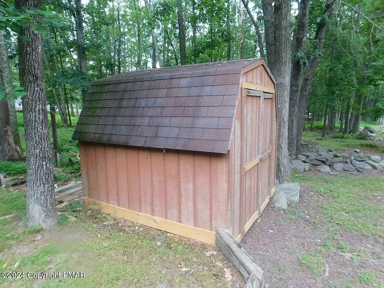 112 Messerle Ct — Photo 26
