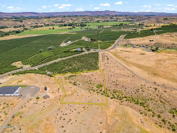 Nka Pioneer Way, Yakima, WA 98908