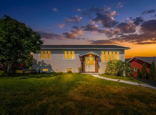 7 Leslie Street, Carbonear, NL A1Y1A6