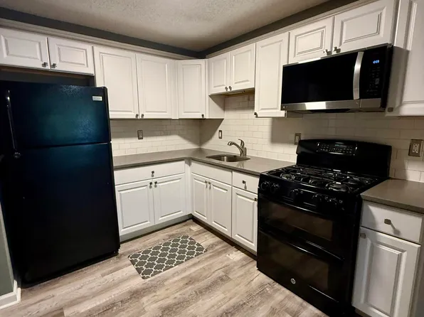 12 Colonial Court, Galloway, NJ 08205