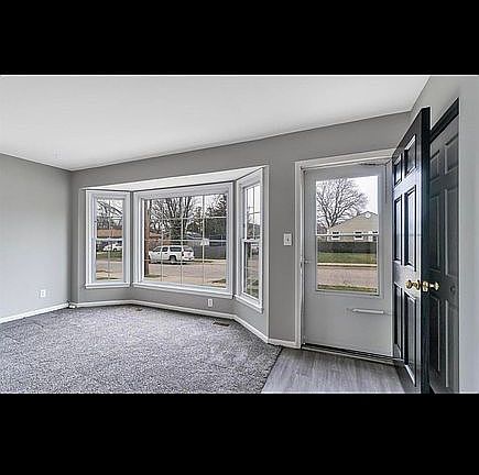 3rd image of 1211-1213 Ferndale Ave