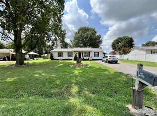 418 Woods Edge Rd, Winchester, TN 37398