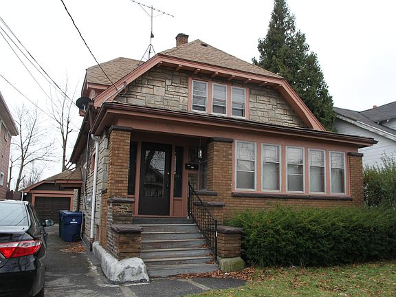 3rd image of 331 Dartmouth Ave