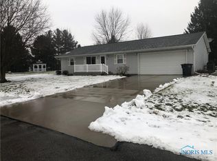 421 N Park Ln, Pioneer, OH 43554