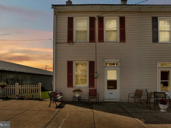 320 S 3rd St, Hamburg, PA 19526