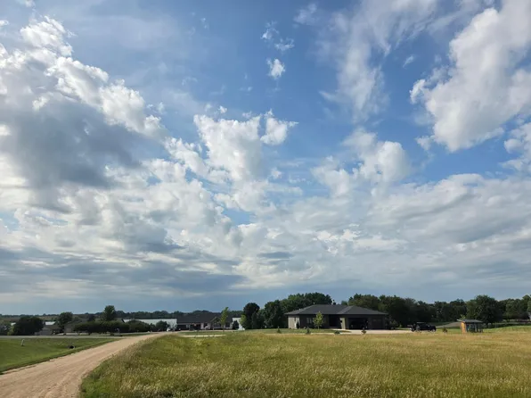Judge Ct, Silver Lake, MN 55381