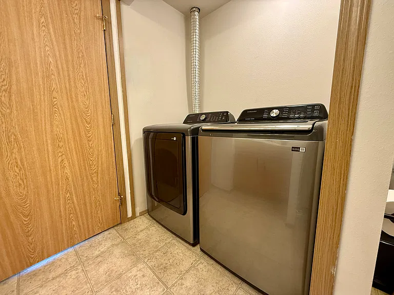11915 Roseberg Ave S #309 — Photo 13