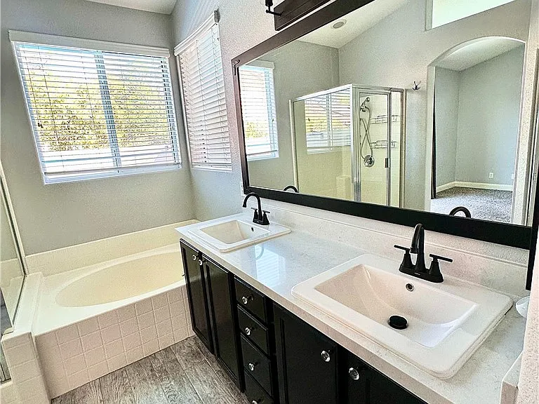 3544 Cupecoy Point Ave — Photo 17