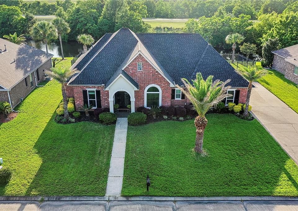 1st image of 249 Masters Point Ct