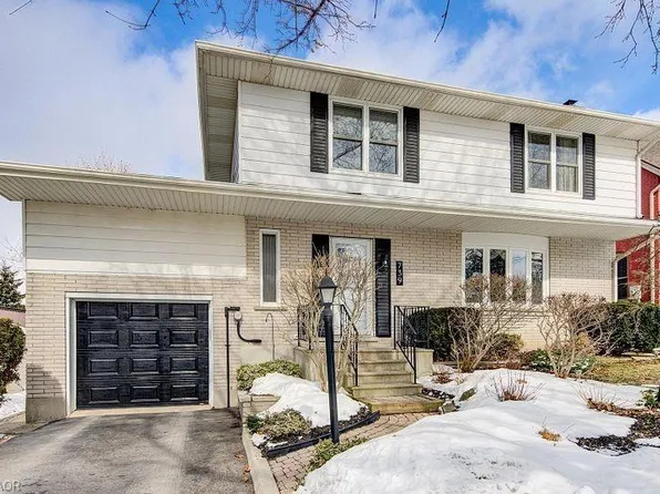 739 Pavey St, Woodstock, ON N4S 2L7