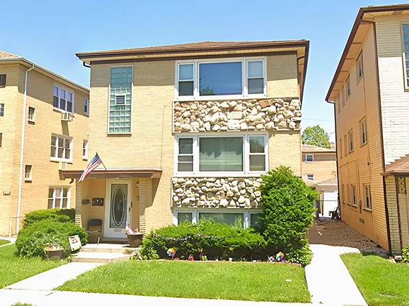 2413 N 77th Ct #3, Elmwood Park, IL 60707