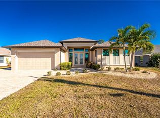 167 Mariner Ln, Rotonda West, FL 33947