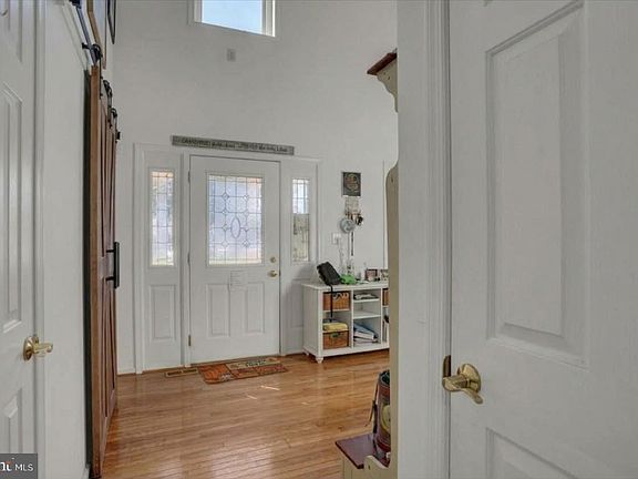 3rd image of 419 Fair Meadows Blvd