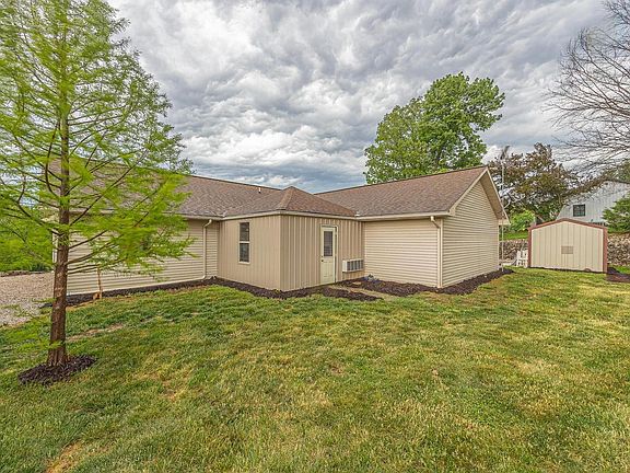 3rd image of 5858 E Hill Park Dr
