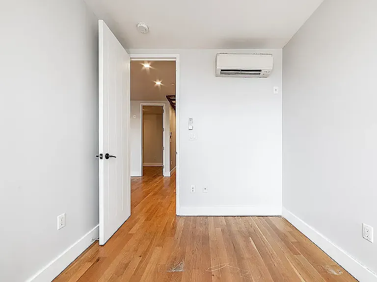 1629 Saint Johns Pl #2I — Photo 5