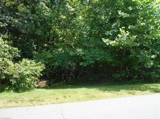 561 Doe Run Dr, Kernersville, NC 27284