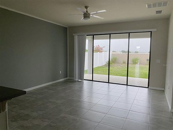 3rd image of 2552 Nouveau Way