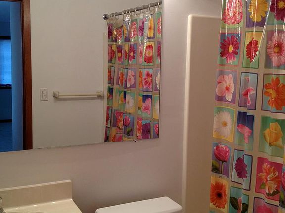5th image of 1507 N Milwaukee Ave APT 1D