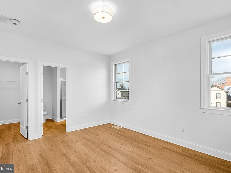 123 S Washington St #202 — Photo 15