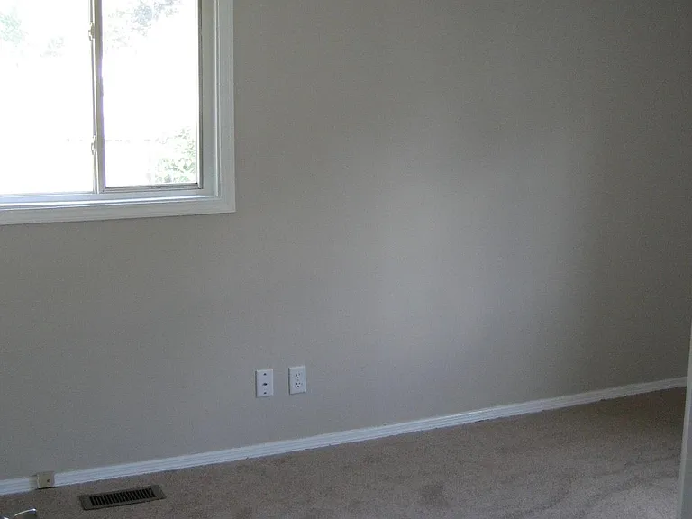 2904 Carrelton Dr — Photo 4