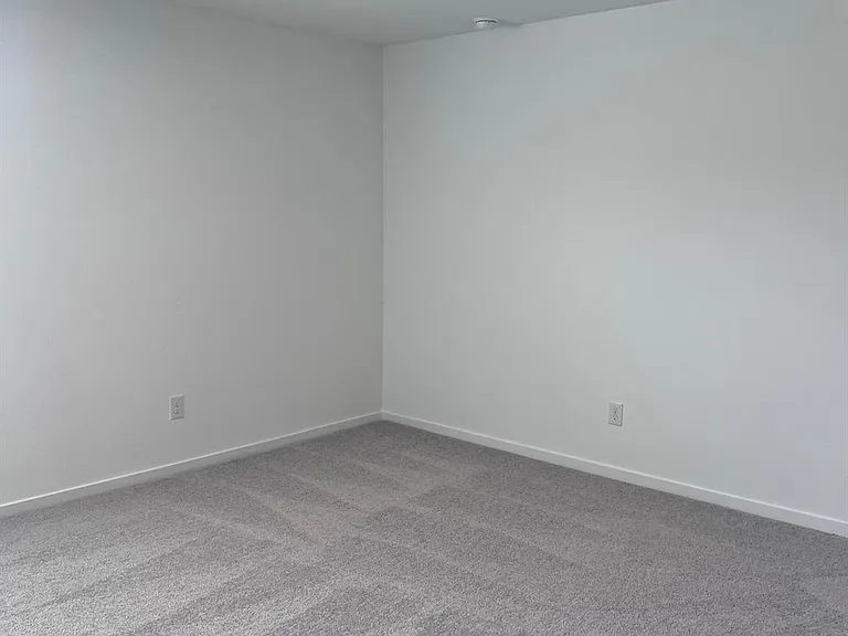 3916 Superior Pl — Photo 8