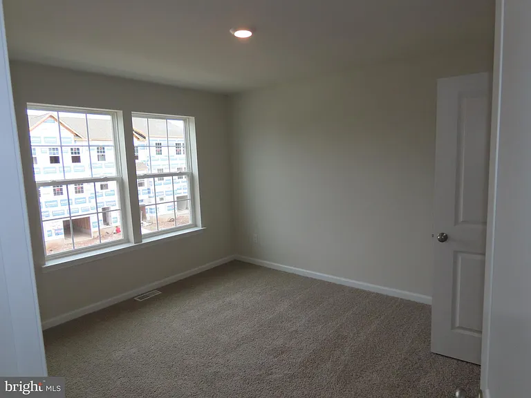 3074 Martha Way — Photo 13
