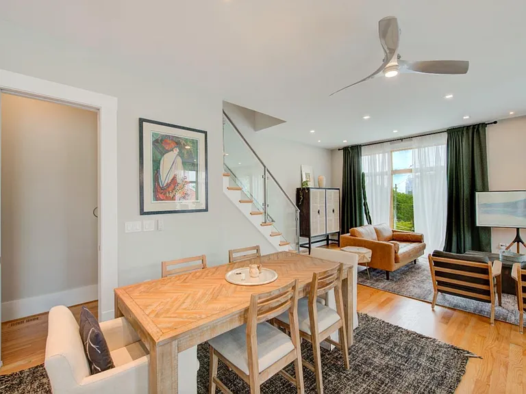 328 Mulberry St — Photo 10