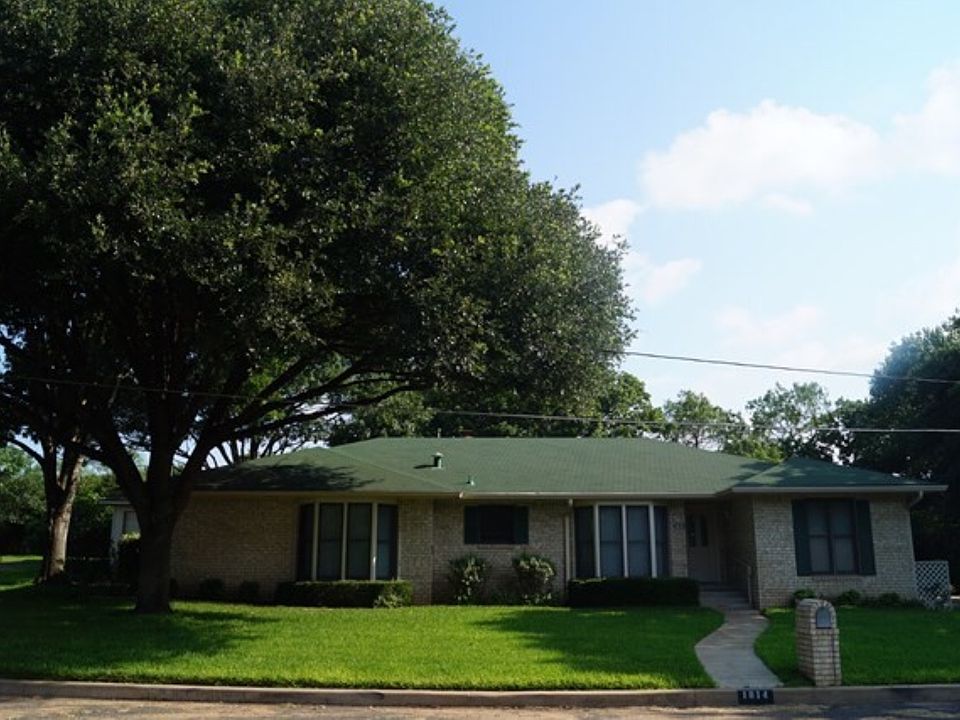 1st image of 1814 Quailwood Dr