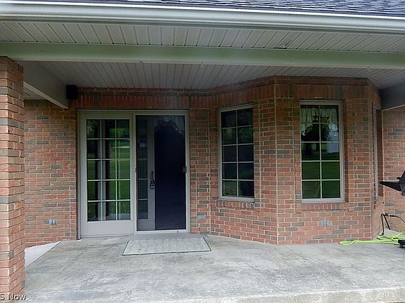 5th image of 2836 Pinkerton Ln
