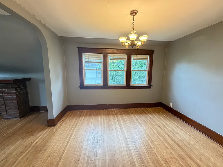 227 Heath St #2 — Photo 6