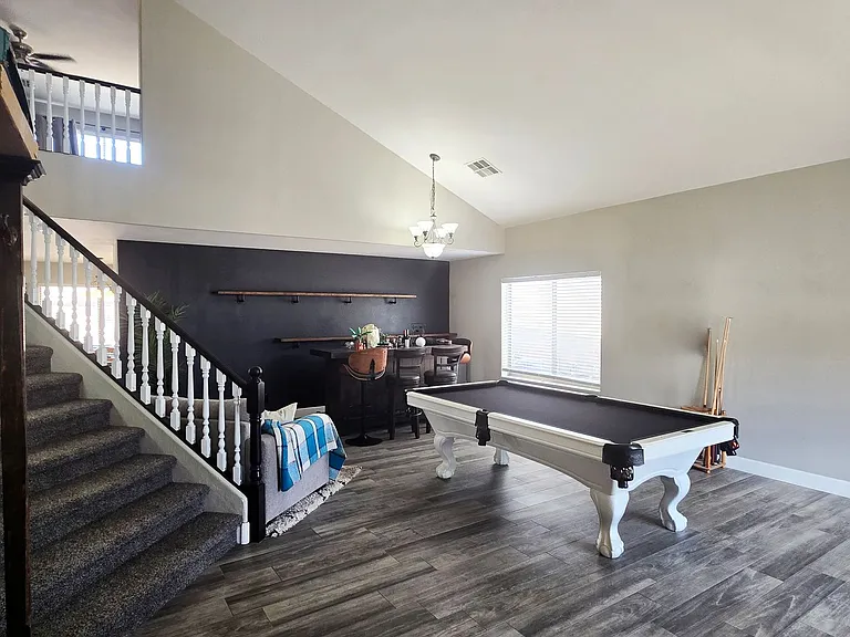 1856 W Quick Draw Way — Photo 3