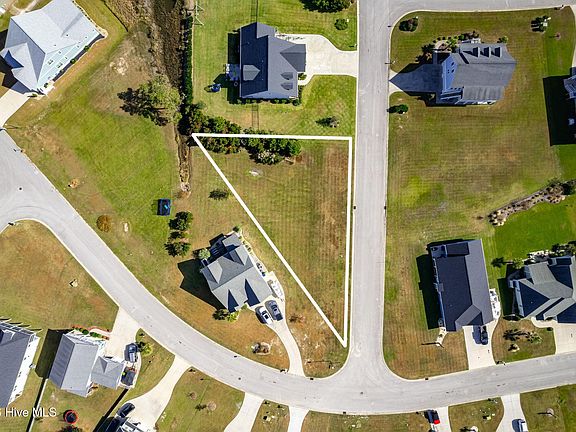 2nd image of 1602 Mainsail Road