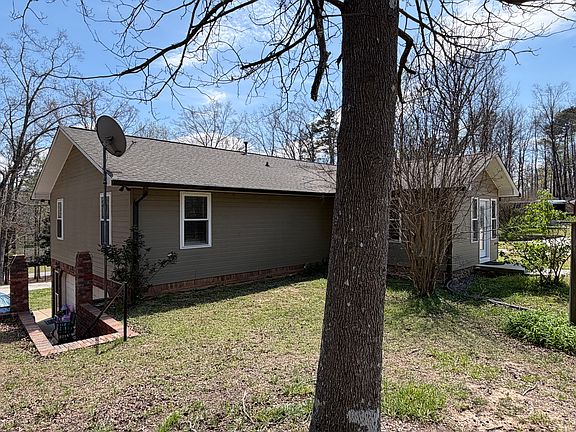 3rd image of 4125 McDonald Rd #A