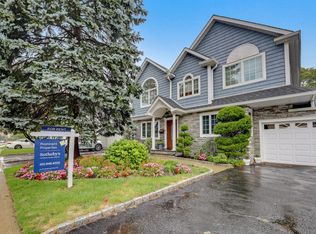 594 Saddle River Rd #2, Saddle Brook, NJ 07663