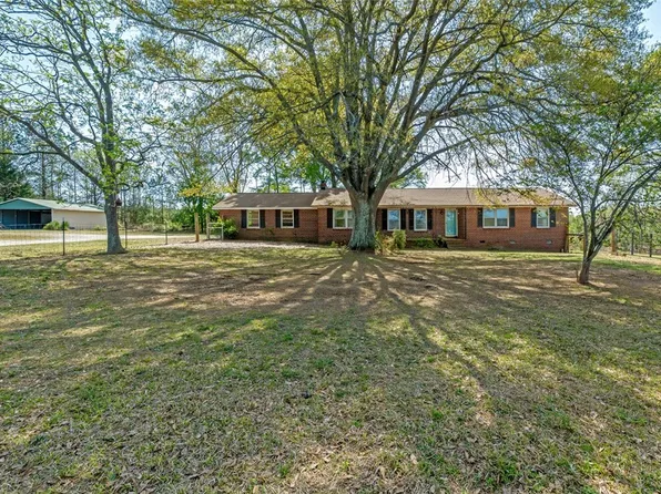 606 Winona Church Rd, Donalds, SC 29638