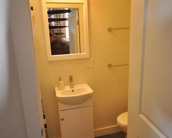 20 Sussex St #1 — Photo 30